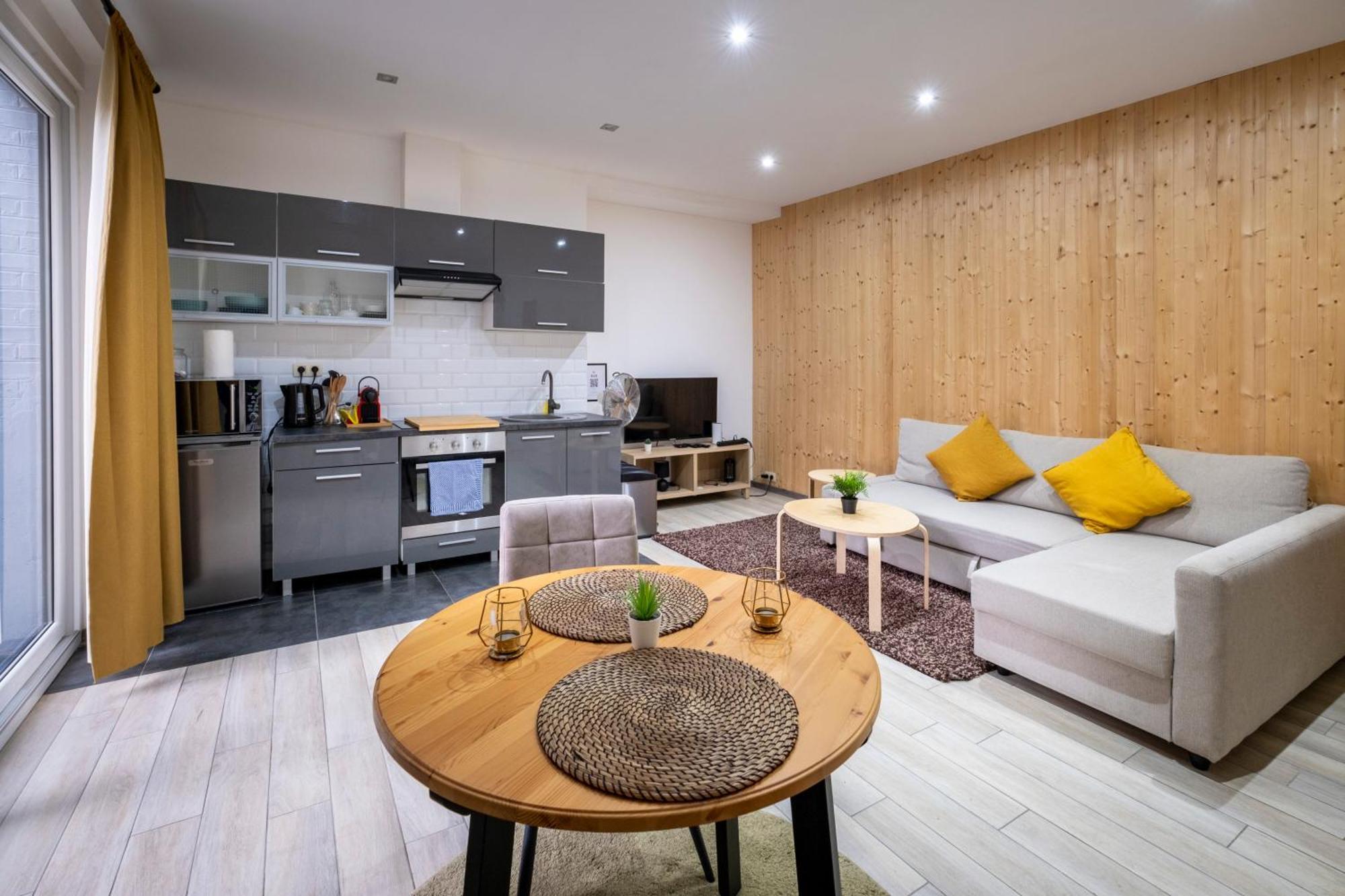 Nomad Apartments - Henin Charleroi Room photo
