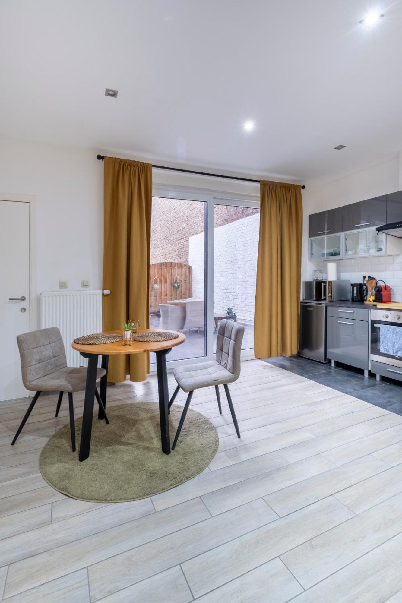 Nomad Apartments - Henin Charleroi Room photo